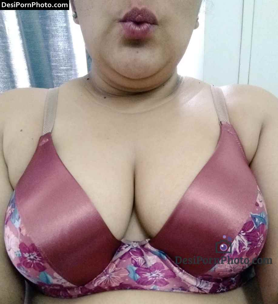galleries bbw big boobs cleavage selfie xxx gallery pic