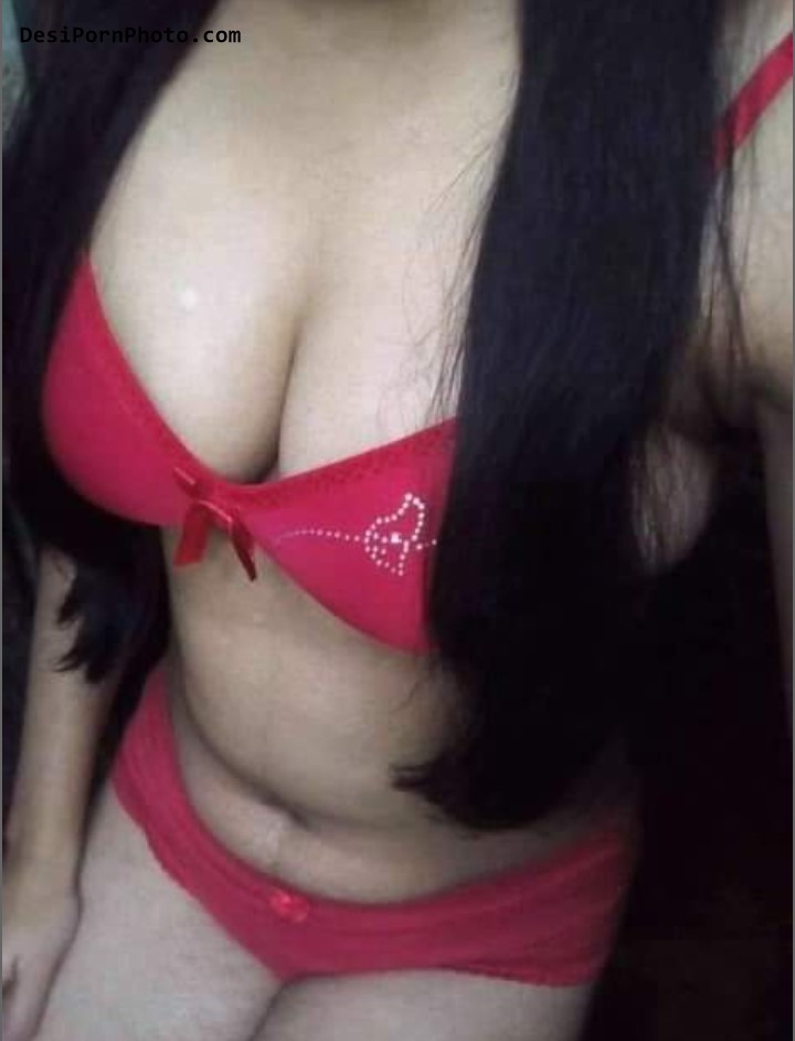 720px x 942px - Sexy girl Mona ki Indian nude photos -