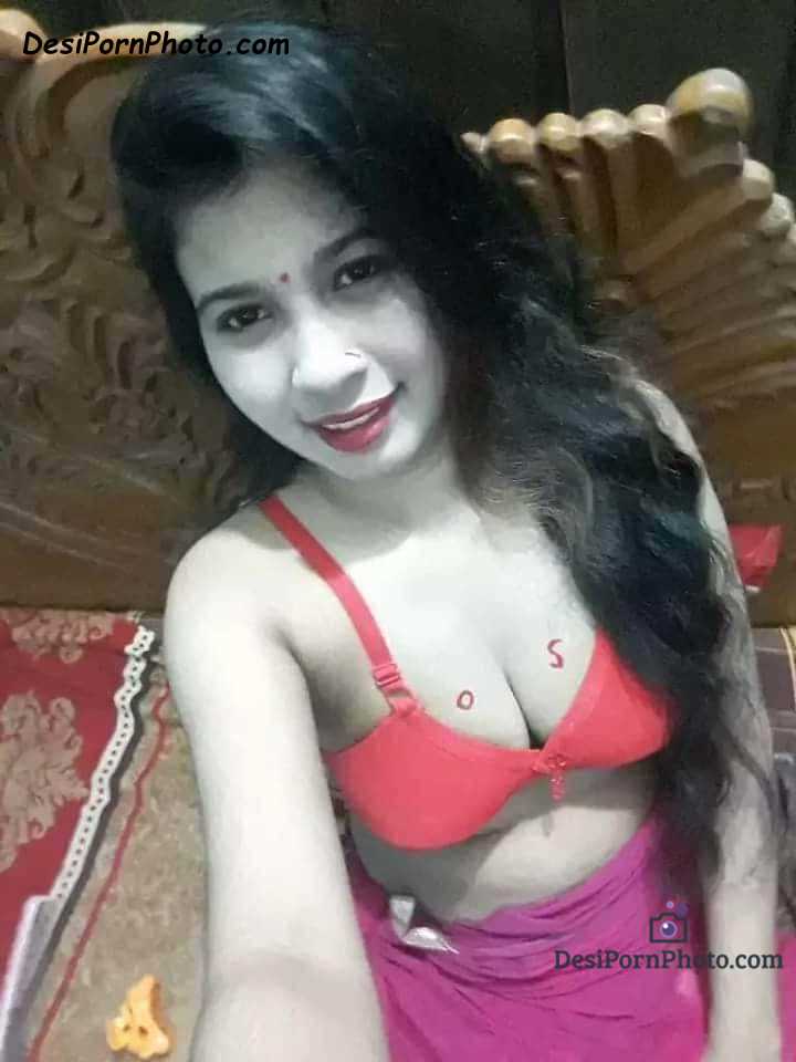 Sexy Indian girl boobs pics 46 -
