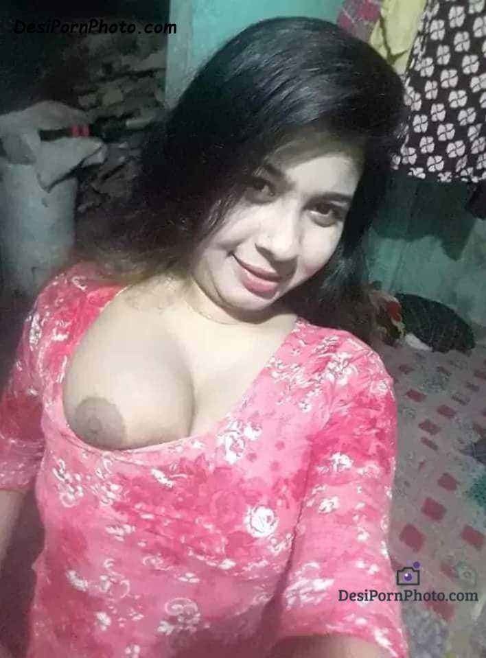 Girls Boobs Pictures