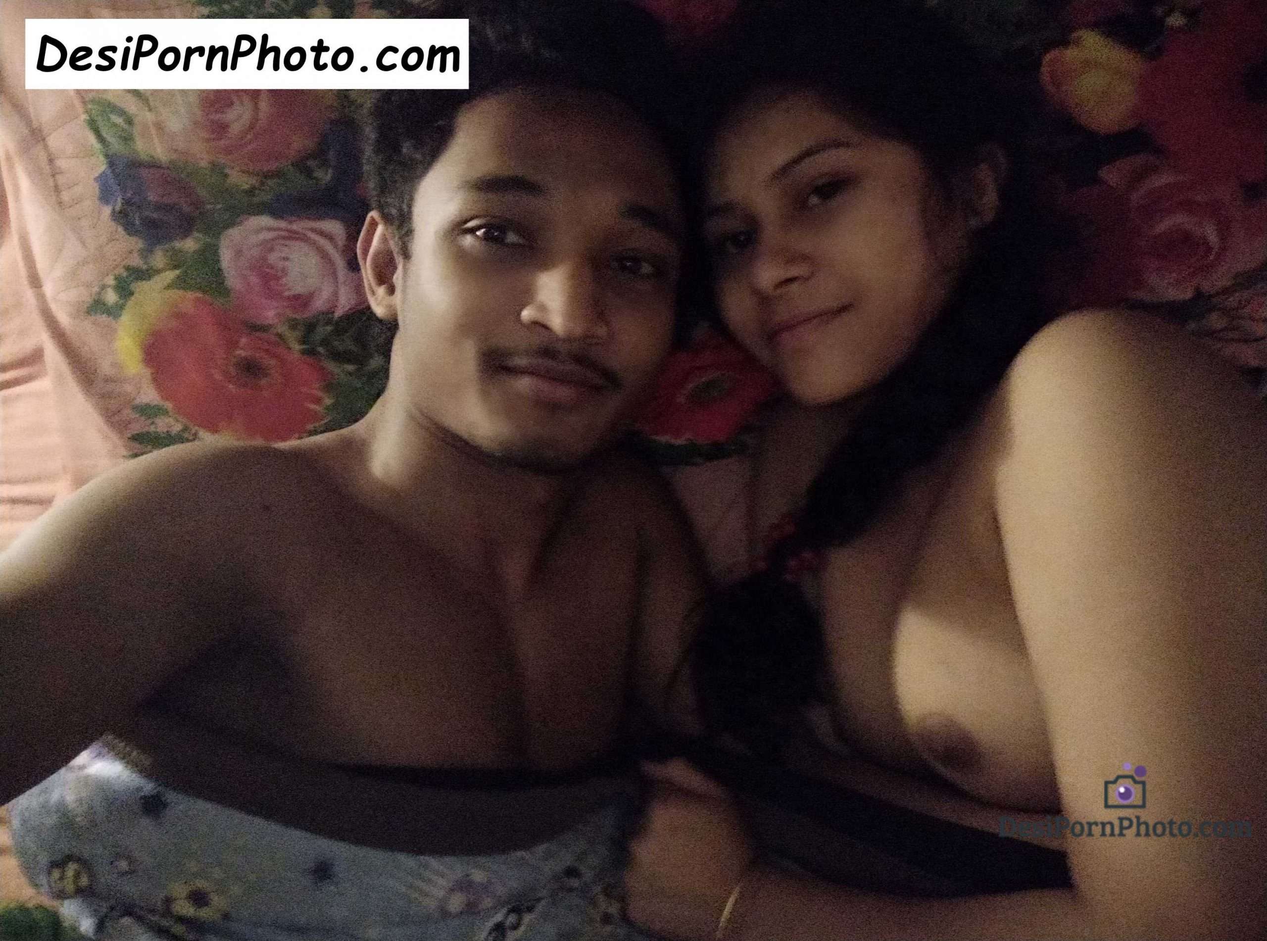Cute High Profile Couple Selfi Sex -