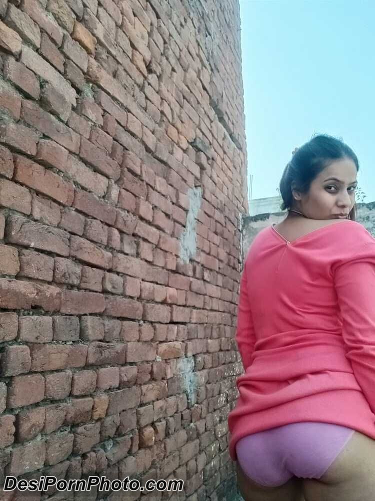 Xxx Punjabi Masti Me - Sexy Punjabi ladies xxx photos - Desi bhabhi porn
