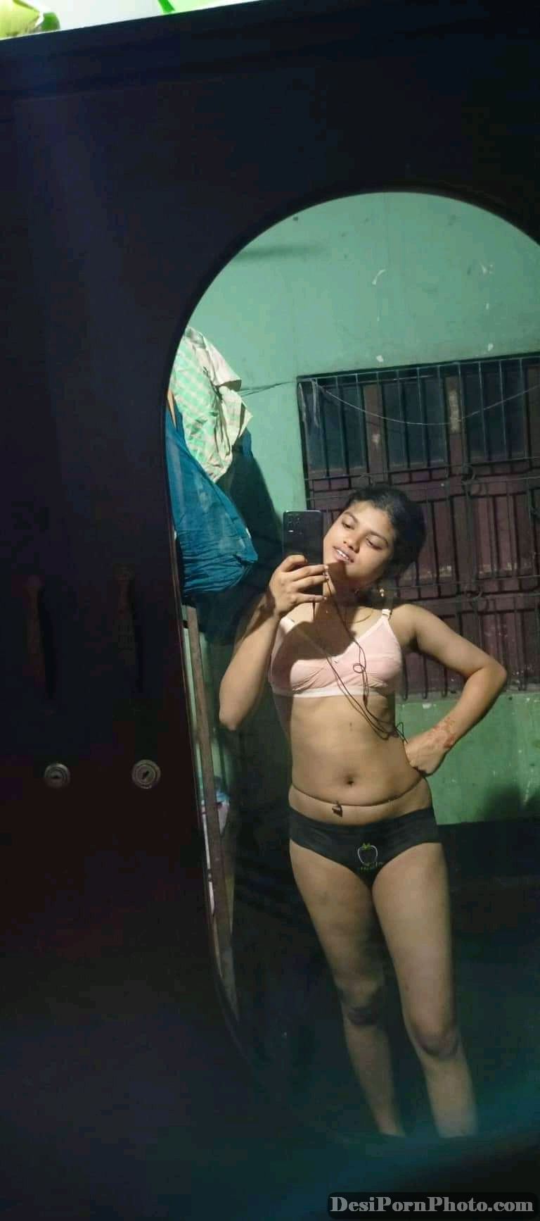 Gril Chut Video Download - Free porn photos teen girl Chut - Desi Boobs
