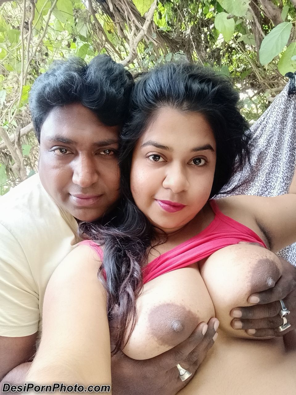 Mom Aanhk Par Pati Porn - Maa ka beti ke boyfriend se sex-Porn pics - Indian mom
