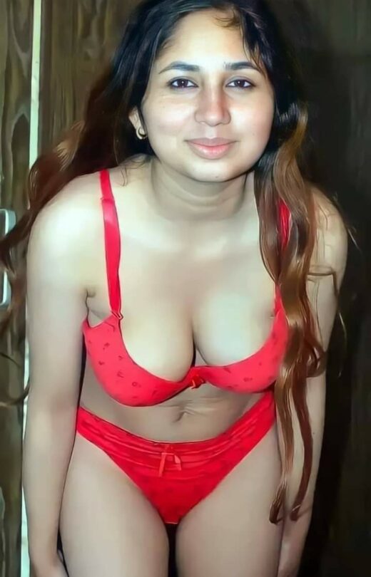 Desi Girl in red bra and panty pic Xnxx
