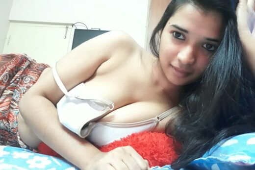 Indian Big Tits Girlfriend Xnxx Pics