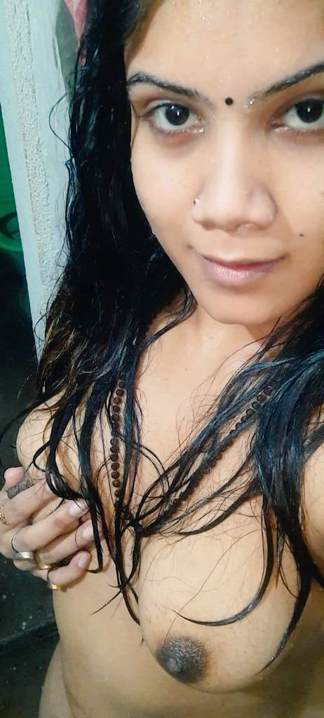 Indian Hot Bhabhi Nude Pics Under Shower Boobs Press