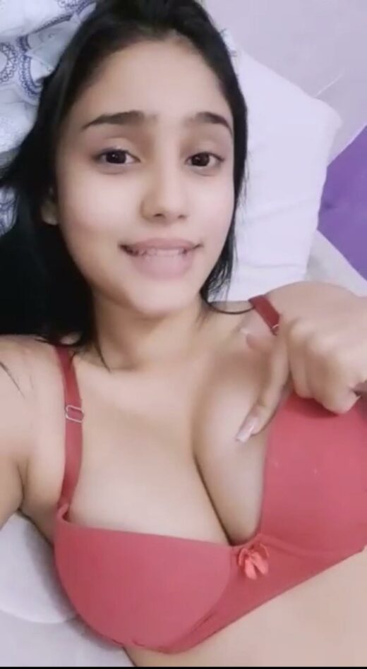 Hot Desi Girlfriend