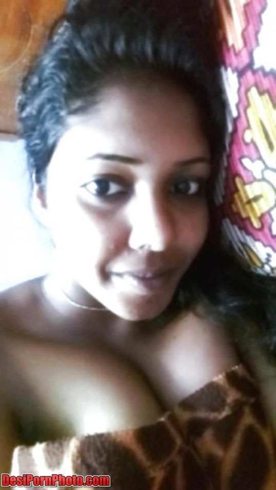 Desi Sexy Figure College Girl ki Chudai Leaked Photos - Nude Indian Girls