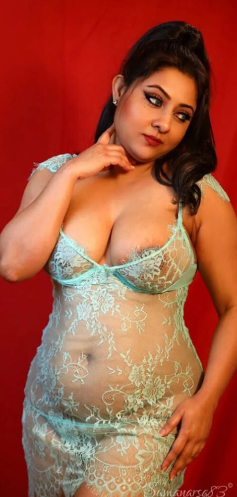 Sexy Indian Bhabhi Big Tits In Night Dress