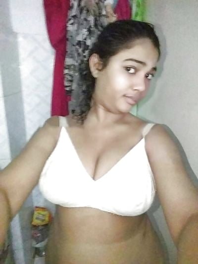 Busty Desi Village Girl Nude Pics
