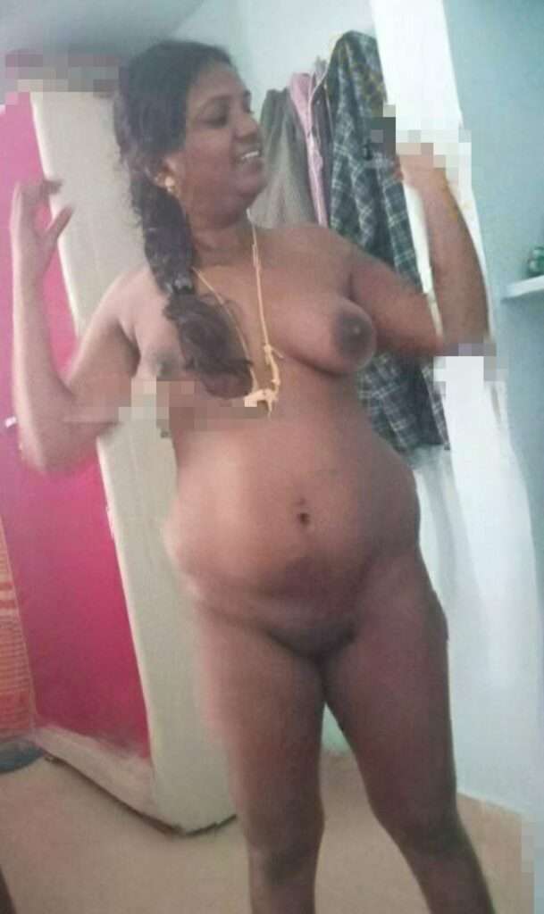 Mallu Aunty Nude pics