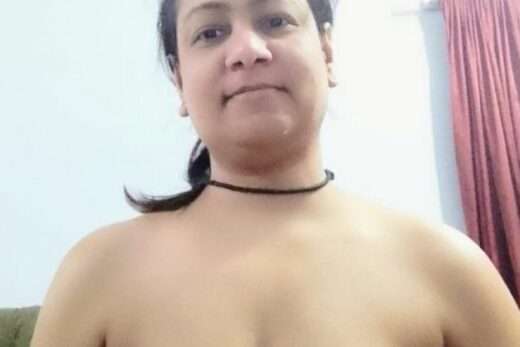 Sexy Bhabhi Nude Boobs Imges