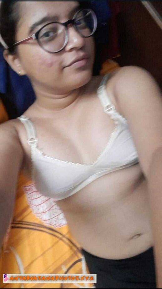 Hot Indian Girl Ki Virgin Choot Ki Naked Pussy Photos2