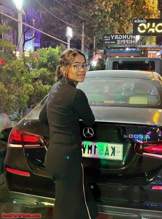Bengaluru Office Girl Ki Chuadi Kari Aur Usake Desi Porn Photos4