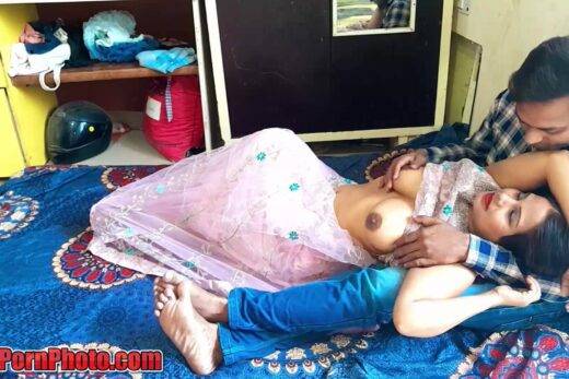 Indian Sex Photos Mein Dekhe Wife Ki Chuchiya3