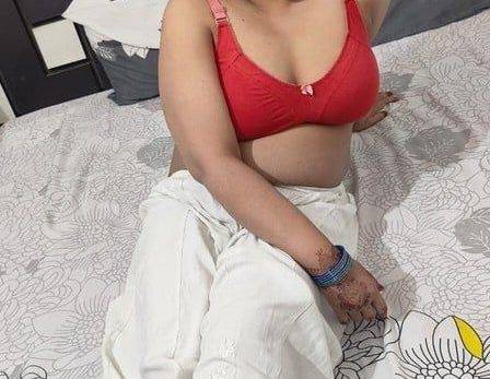 Hot Aunty Big Boobs Xnxx