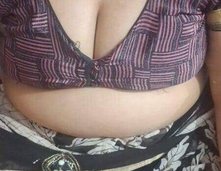 Desi Aunty Sex Photo