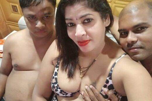 Indian Threesome Photos
