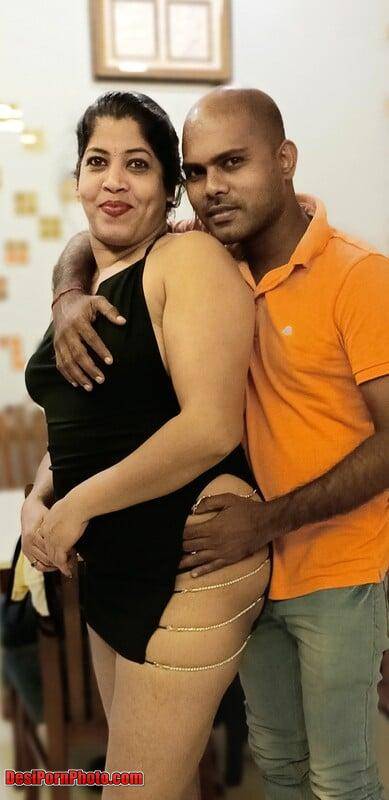 Indian Threesome Sex Photos