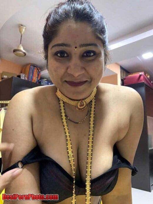 Aunty Nude Pic