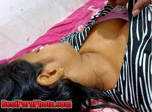 Indian Girl Tight Pussy