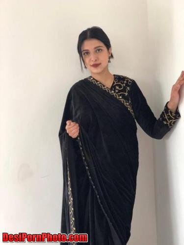 Indian Bhabhi Nude Images