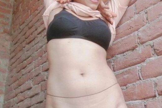 Village Girl Nude Pic