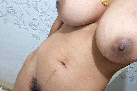 Mallu Aunty Bra Photos