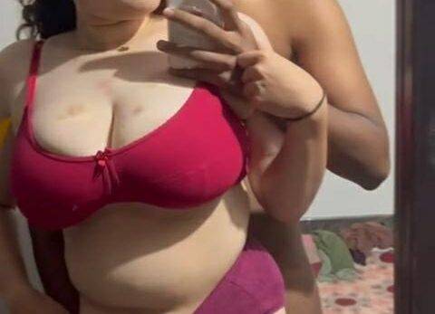 Indian Hot Bhabhi Nude Pics