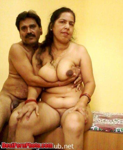 Desi Aunty Nude Photo