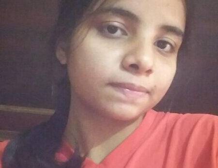 Big mast boobs college ladki nangi selfies unseen
