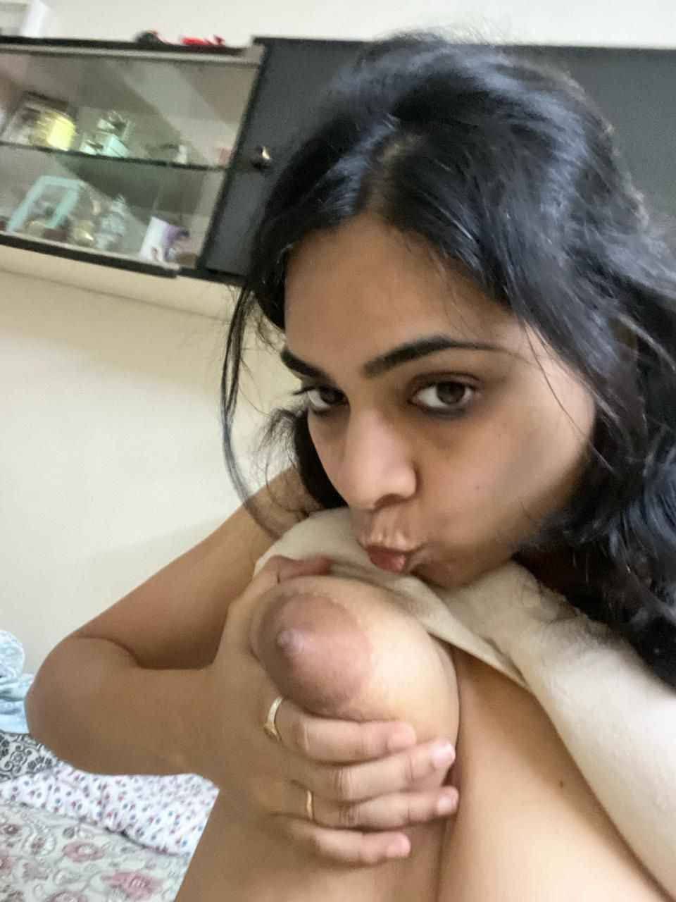 Nangi Chudai
