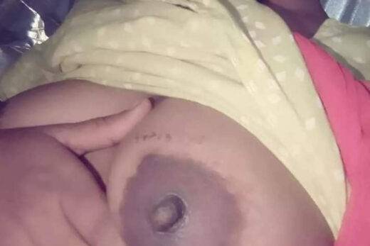 Nangi Selfie