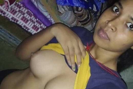 Nangi Selfie