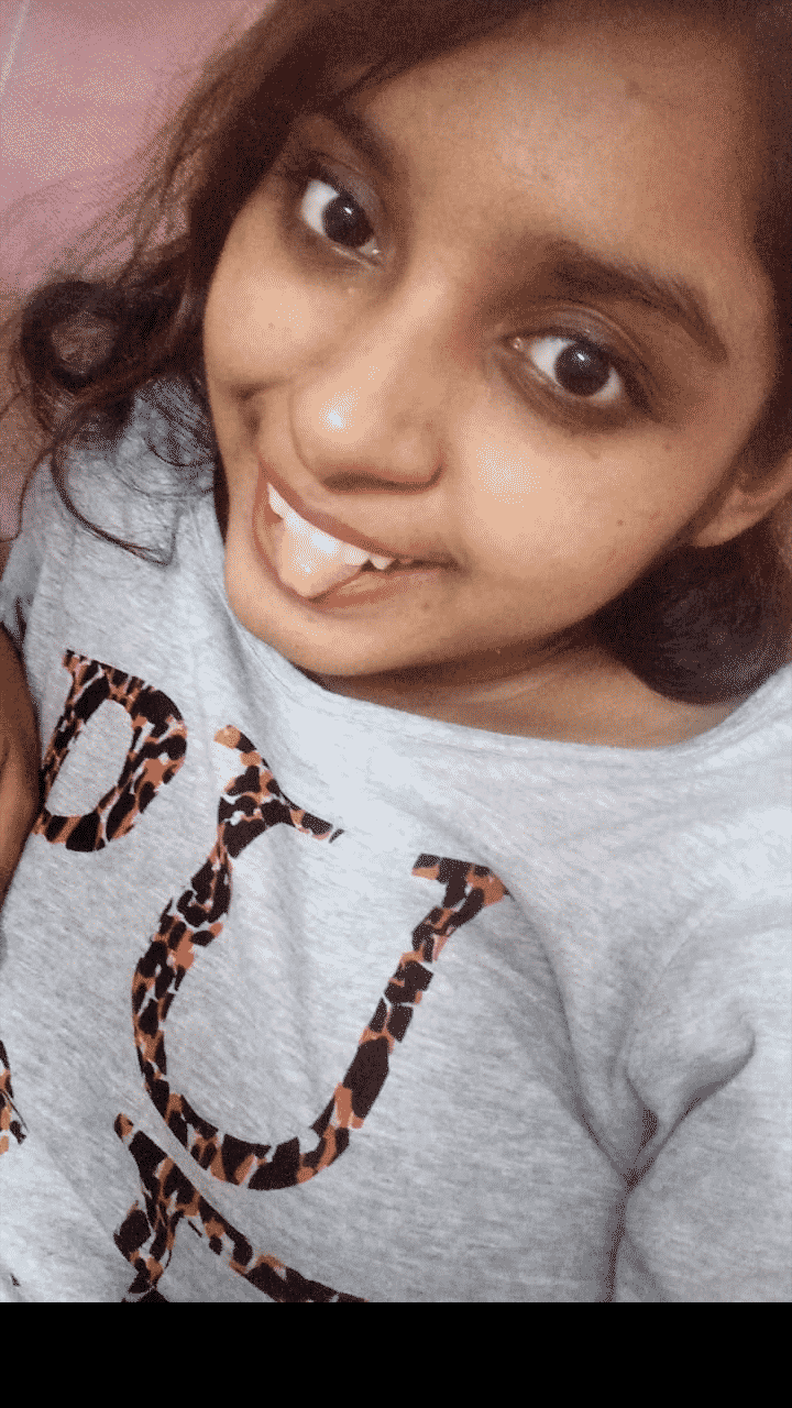 Nangi Selfie