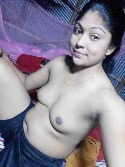 Nangi Selfie