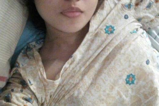 Nangi Selfie