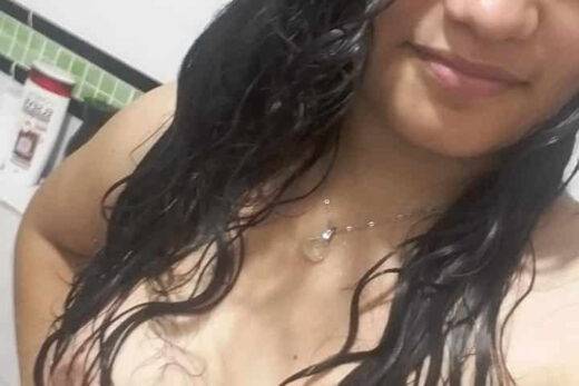 Nangi Selfie