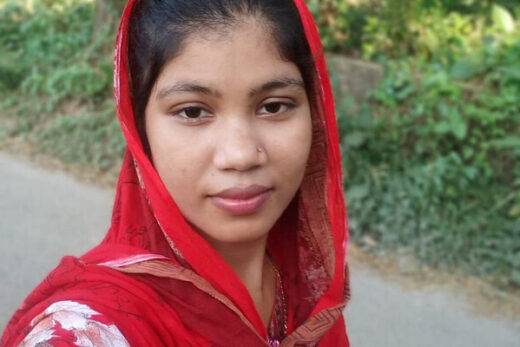 Nangi Selfie