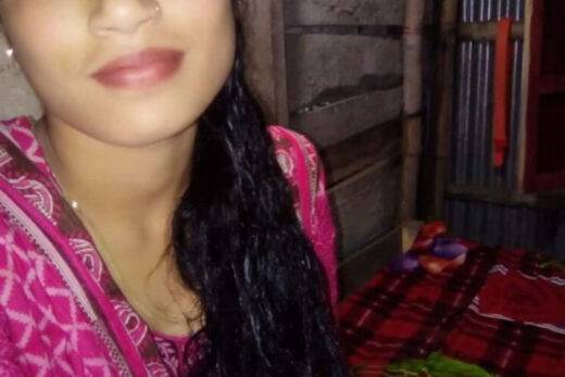 Nangi Selfie