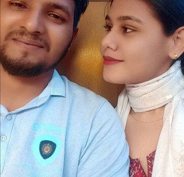 Nangi Selfie