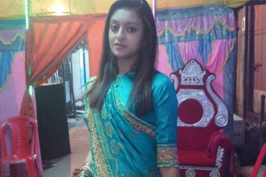 Nangi Selfie