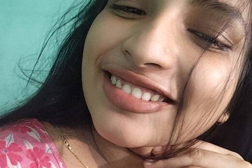 Nangi Selfie