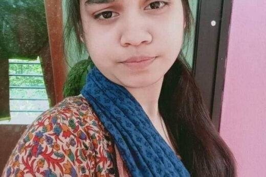 Nangi Selfie