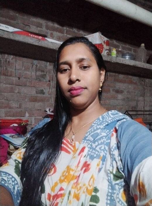 Nangi Selfie