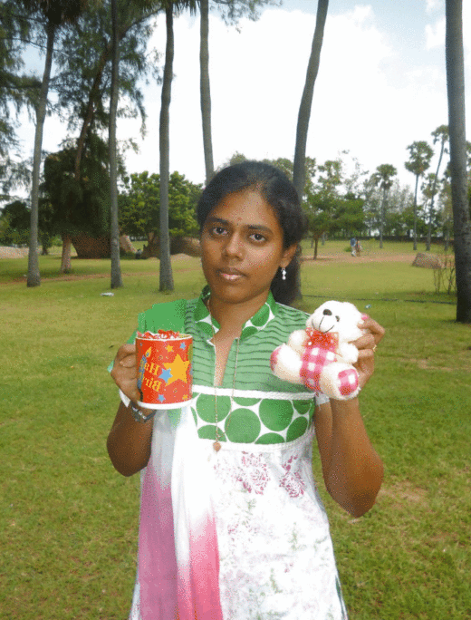 Nangi Selfie