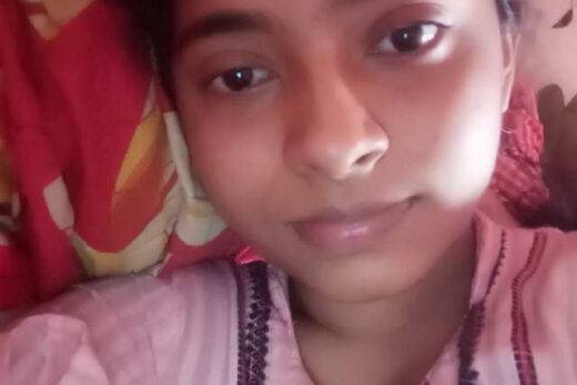 Nangi Selfie