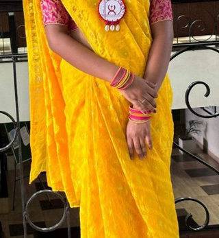 Nangi Selfie
