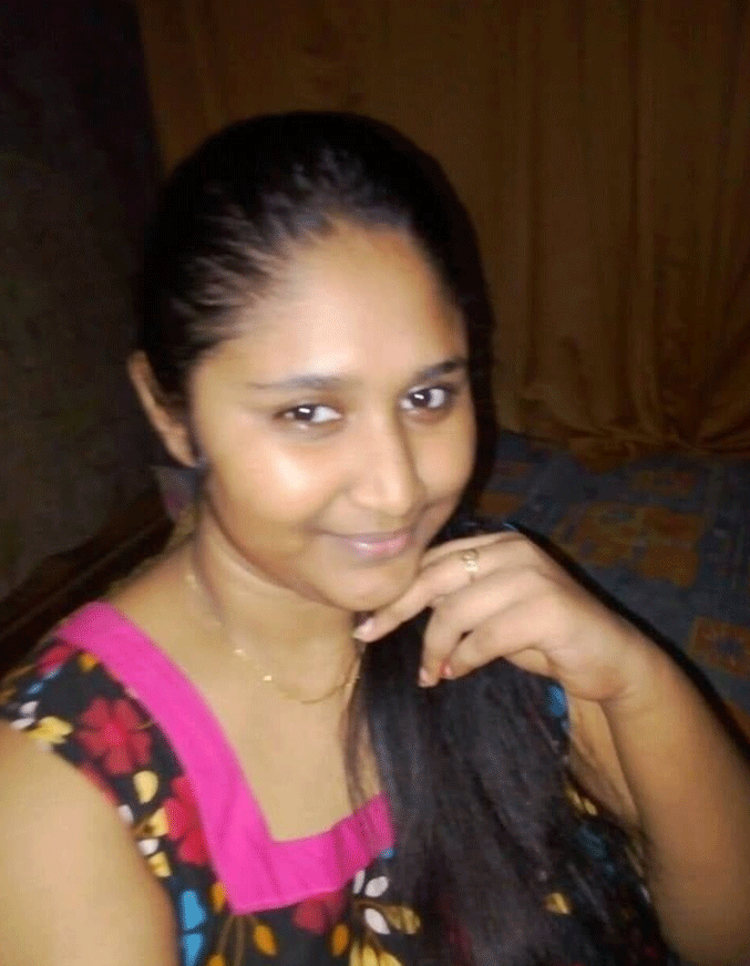 Nangi Selfie